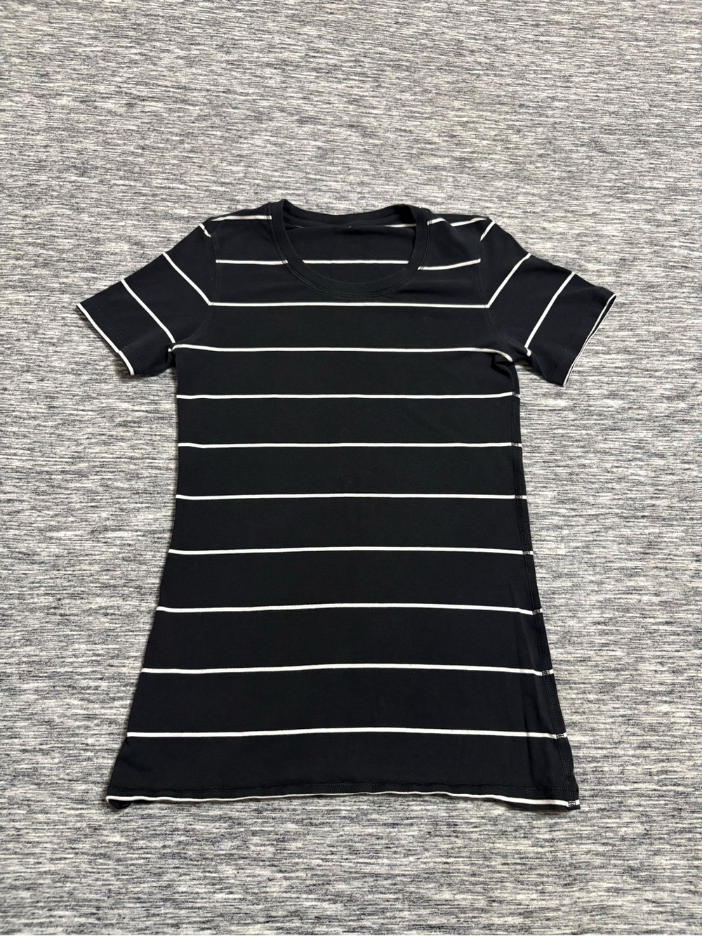 Lululemon Striped T Shirt Scoop Neck XS